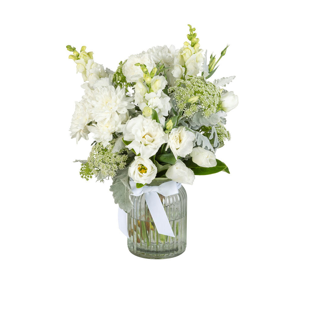 Classic White Flowers / YR002