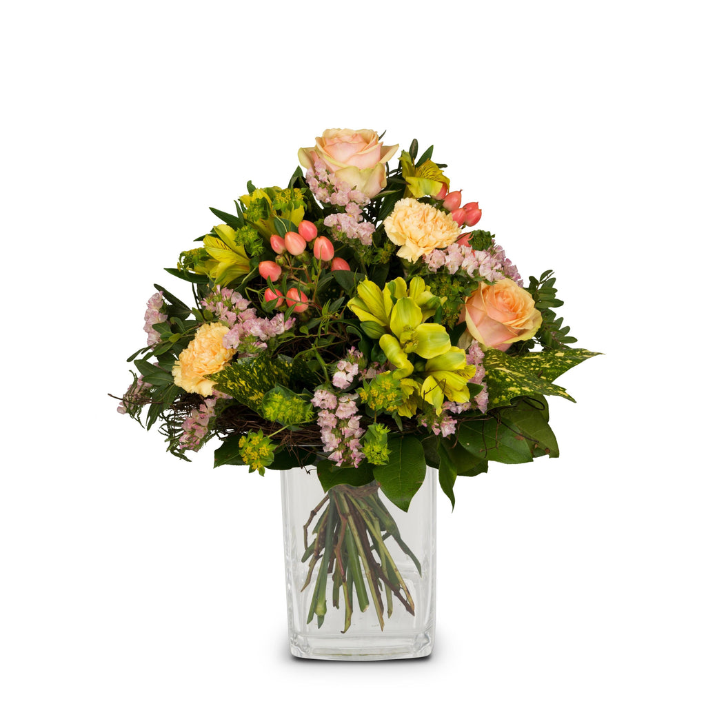 Flower bouquet Sincere Condolences / CHN76565