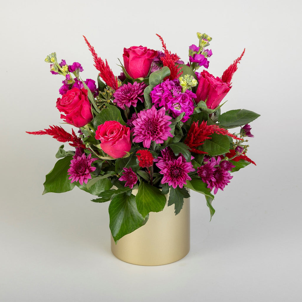 Flourishing Pink Roses / YR009