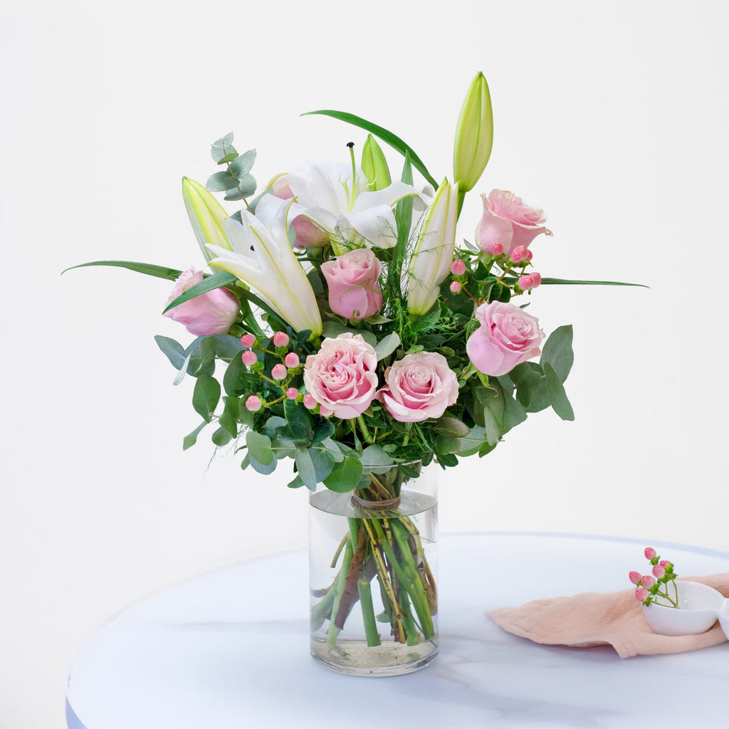 Arrangement of Roses and Lilies / F0105-S-N